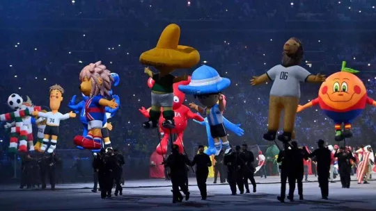 Katar'da görkemli açılış