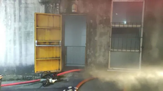 Kauçuk fabrikasında çıkan yangın söndürüldü