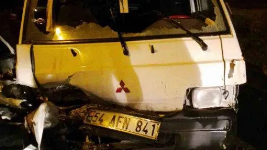 Kavşağa tersten giren panelvan kazaya sebep oldu: 6 yaralı