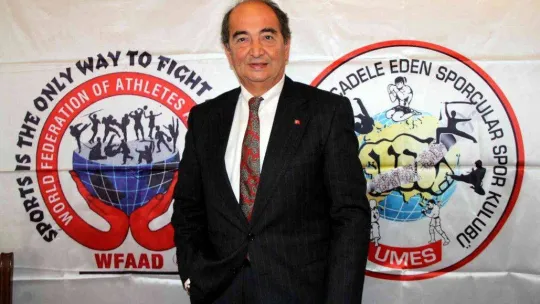 Kaya Muzaffer Ilıcak'tan yeni yıl mesajı