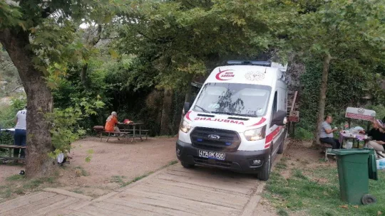 Kayalıklardan düşerek ölen gencin annesinin feryadı yürekleri dağladı