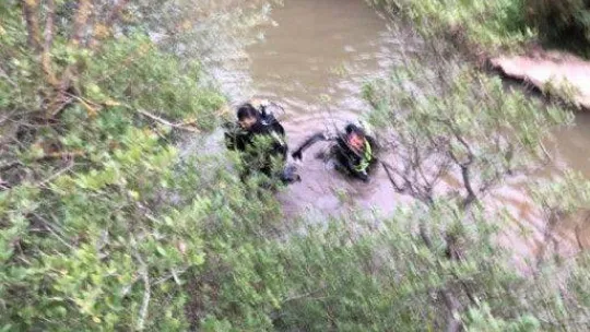 Kayalıklardan düşerek ölen genç son yolculuğuna uğurlandı
