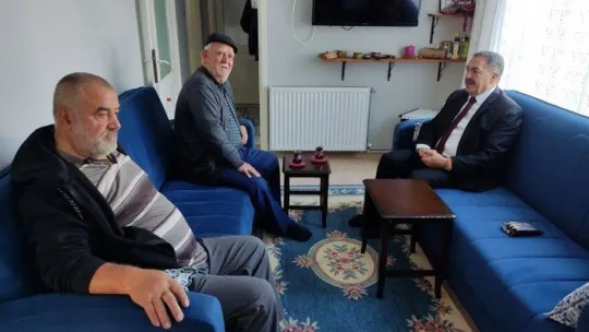 Kaymakam, mahalle mahalle gezip dert dinliyor