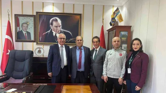 Kaymakam Ünal, sağlığı bozan bağımlılıklar ile mücadelenin önemine değindi