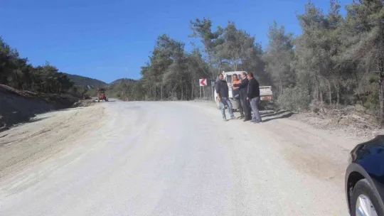 Kaymakam Ünal yol çalışmalarını yerinde inceledi