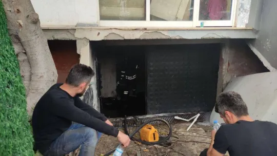 Kaynak yapılan atölyede yangın çıktı