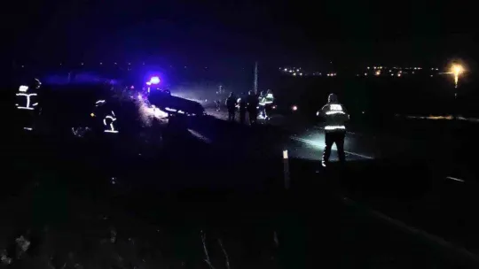 Kaza sonrası zifiri karanlıkta ceset ve yaralı aradılar