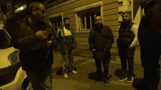 Kaza yapan alkollü sürücü ceza yiyeceğini anlayınca polislere direndi