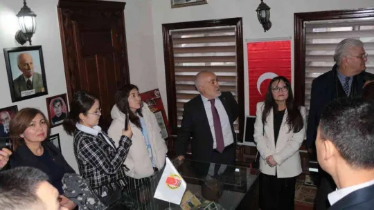 Kazak Gazeteciler Balıkesir'de