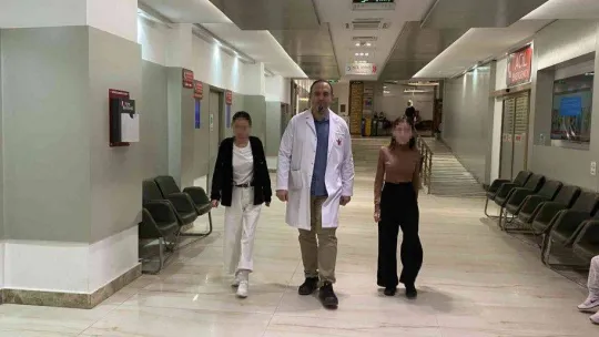 Kazak kardeşler Nuray ve Bota Türkiye'de şifa buldu