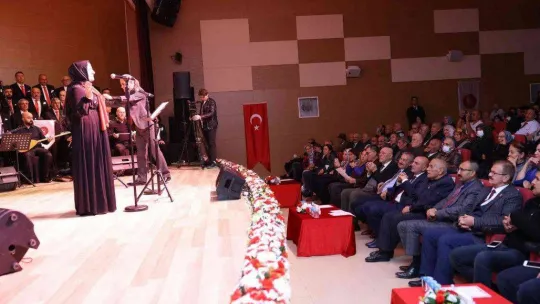 Keçiören'de 'Türk Halk Müziği Korosu Konseri' düzenlendi