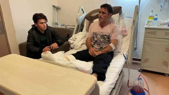 Kendi galerilerinin önünde ölesiye darp edildiler