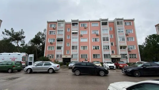 Kendisinden haber alınamıyordu, evinde ölü bulundu