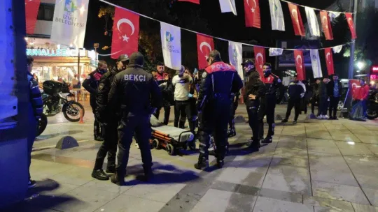 Kent merkezinde bıçaklı kavga: 2 yaralı