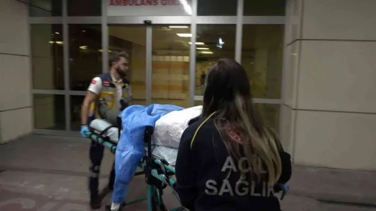 Kent merkezinde bıçaklı kavga: 2 yaralı