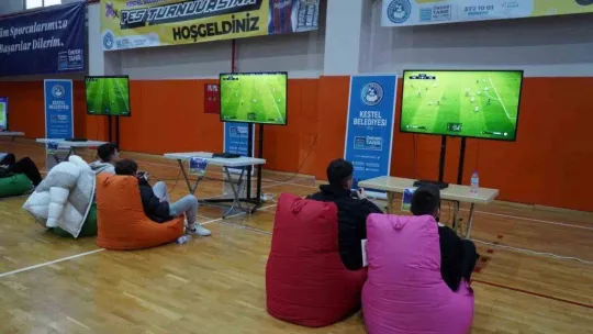 Kestel Belediyesi'nin e-spor turnuvası nefes kesti
