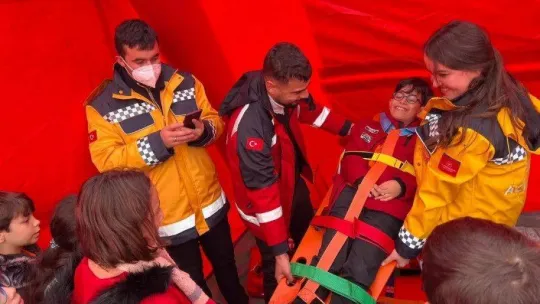 Kırklareli'de 'Acil Sağlık Hizmetleri Hastası' çerçevesinde Tıbbi Uç Nokta Çadırı kuruldu