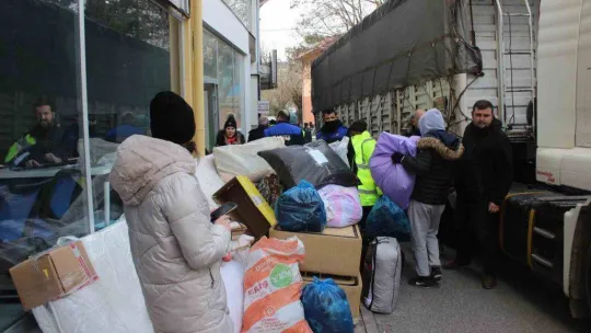 Kırklareli'de depremzedelere gönül köprüsü