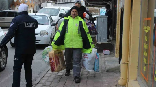Kırklareli'de depremzedelere gönül köprüsü
