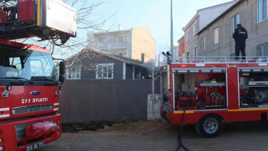 Kırklareli'de katil zanlısının evi yandı