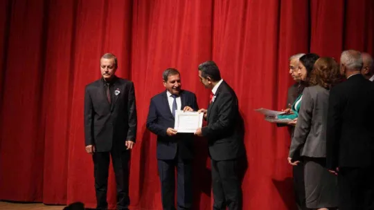 Kırklareli'nde aday öğretmenler yemin etti