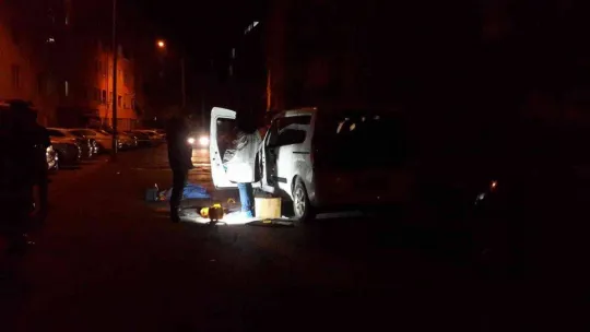 Kırklareli'nde aracına binerken tüfekle vurulan kişi hayatını kaybetti