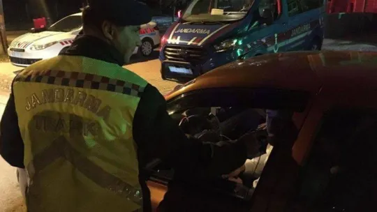 Kırklareli'nde kuralları ihlal eden sürücülere ceza yağdı