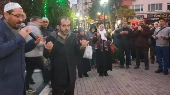 Kırklareli'nde umre yolcuları dualarla uğurlandı