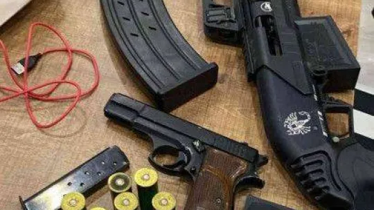 Kırklareli'nde yarım ton kaçak içki ele geçirildi: 6 gözaltı