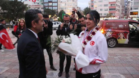 Kırklarelili milli sporcudan bronz madalya