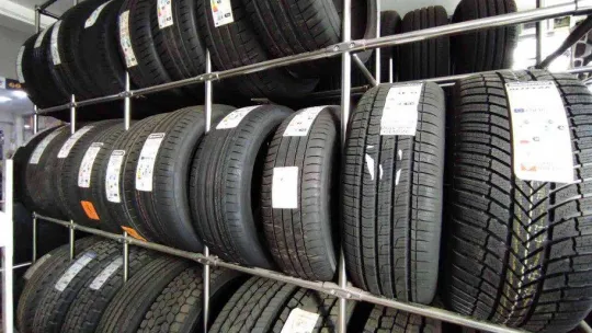 Kış lastiği zorunluluğu başlıyor: Lastikçilerde yoğun mesai