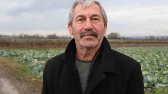 Kışın ortasında tarım işçilerinin zorlu mesaisi