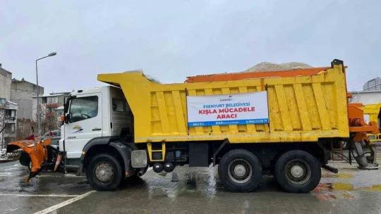 Kışla mücadele çalışmalarında Esenyurt'ta 740 personel görevlendirildi