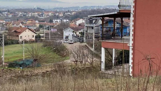 Kız arkadaşına kiralık araçta dehşeti yaşattı