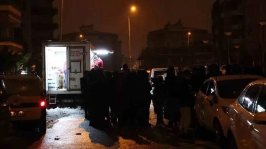 Kızılay afetzedelere yönelik beslenme hizmeti ve yardım çalışmalarını sürdürüyor