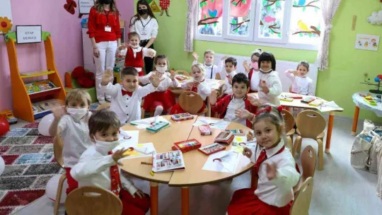 Kızılay'dan eğitime tam destek