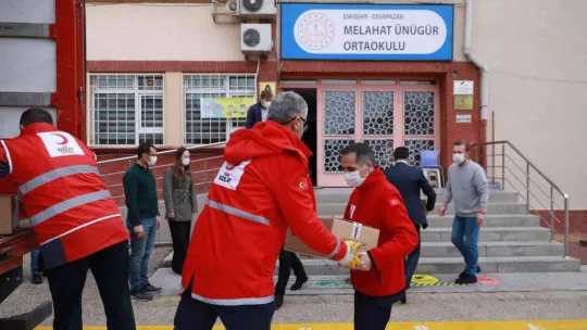 Kızılay'dan eğitime tam destek