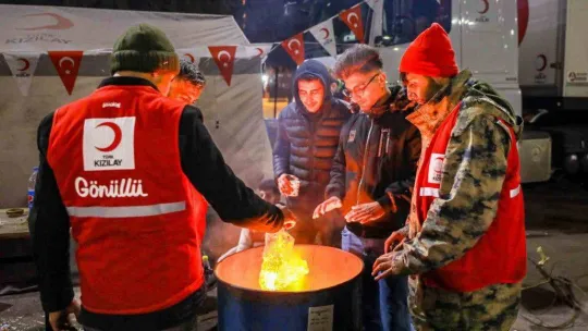 Kızılay'ın 2 bin 300 personeli depremden doğrudan etkilendi