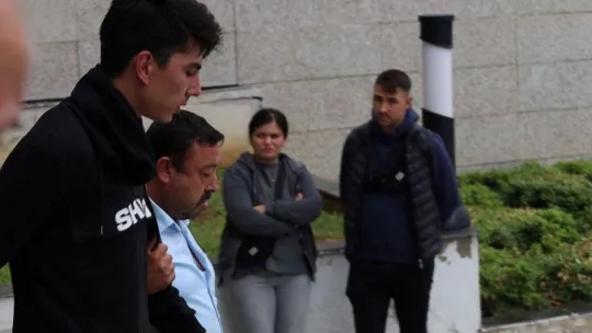 Kızını toprağa veren babanın acısı ikiye katlandı