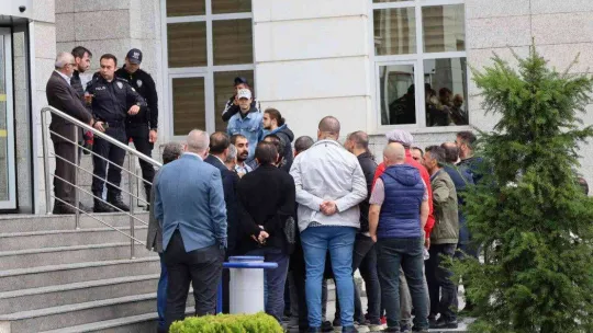 Kızını toprağa veren babanın acısı ikiye katlandı