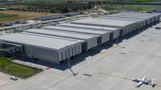 Koca Seyit Havalimanı 10 ayda 206 bin yolcuya hizmet verdi