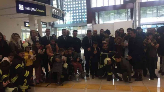 Koca Seyit Havalimanı engelli çocukları ağırladı