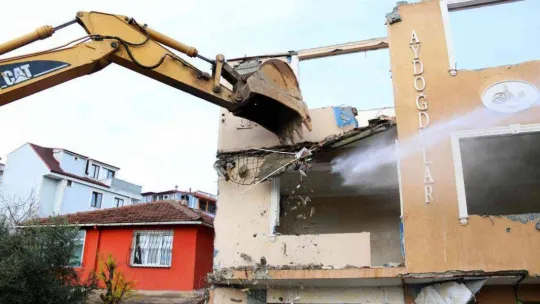 Kocaeli'de 1 yılda 100 bina yıkıldı