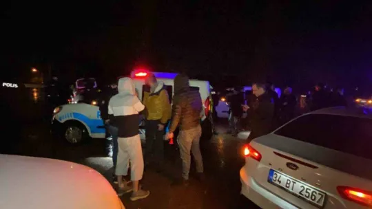 Kocaeli'de filim sahnelerini aratmayacak kovalamaca nefes kesti, 2 polis yaralandı