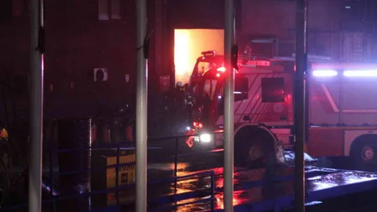 Kocaeli'de geri dönüşüm fabrikasında yangın