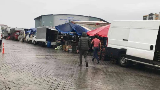 Kocaeli'de sağanak etkili oluyor