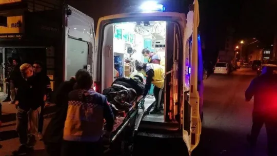 Kocaeli'de yeni yılla birlikte kazalar peş peşe geldi: Motosiklet sürücüsü böyle savruldu