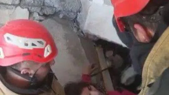 Kocaeli'den deprem bölgelerine giden ekip 24 kişiyi enkazdan sağ çıkardı