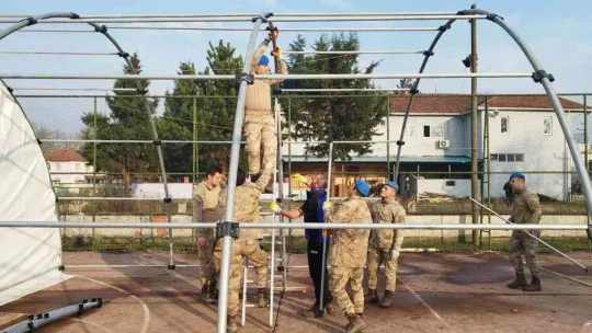Kocaeli jandarmasından Düzce'ye yardım eli