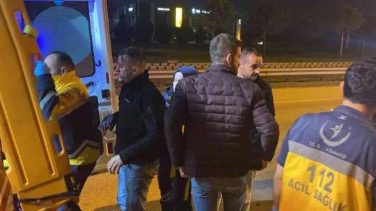 Kontrolden çıkan otomobil orta refüje çıktı: 1 yaralı